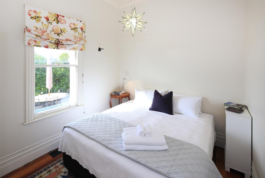 Crescent Villa - Stay Waiheke Ostend Экстерьер фото